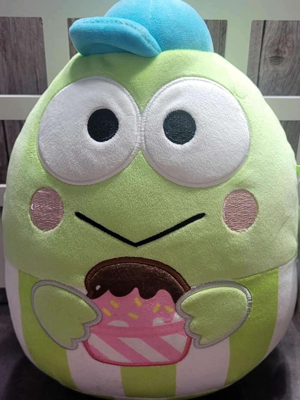 Squishmallows Sanrio Keroppi Lime Green Plush with Pink Ice Cream Sundae